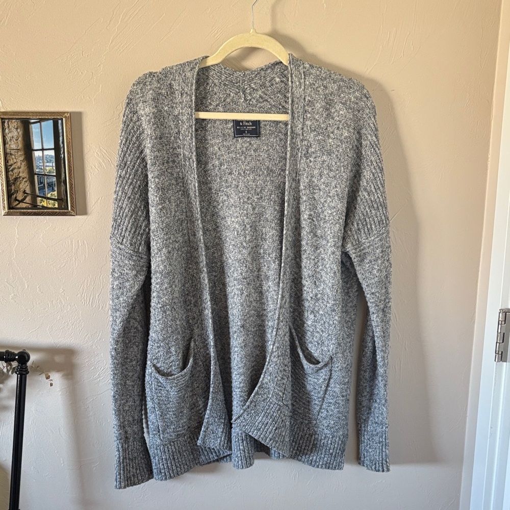 Abercrombie & Fitch Gray Women's Cardigan
